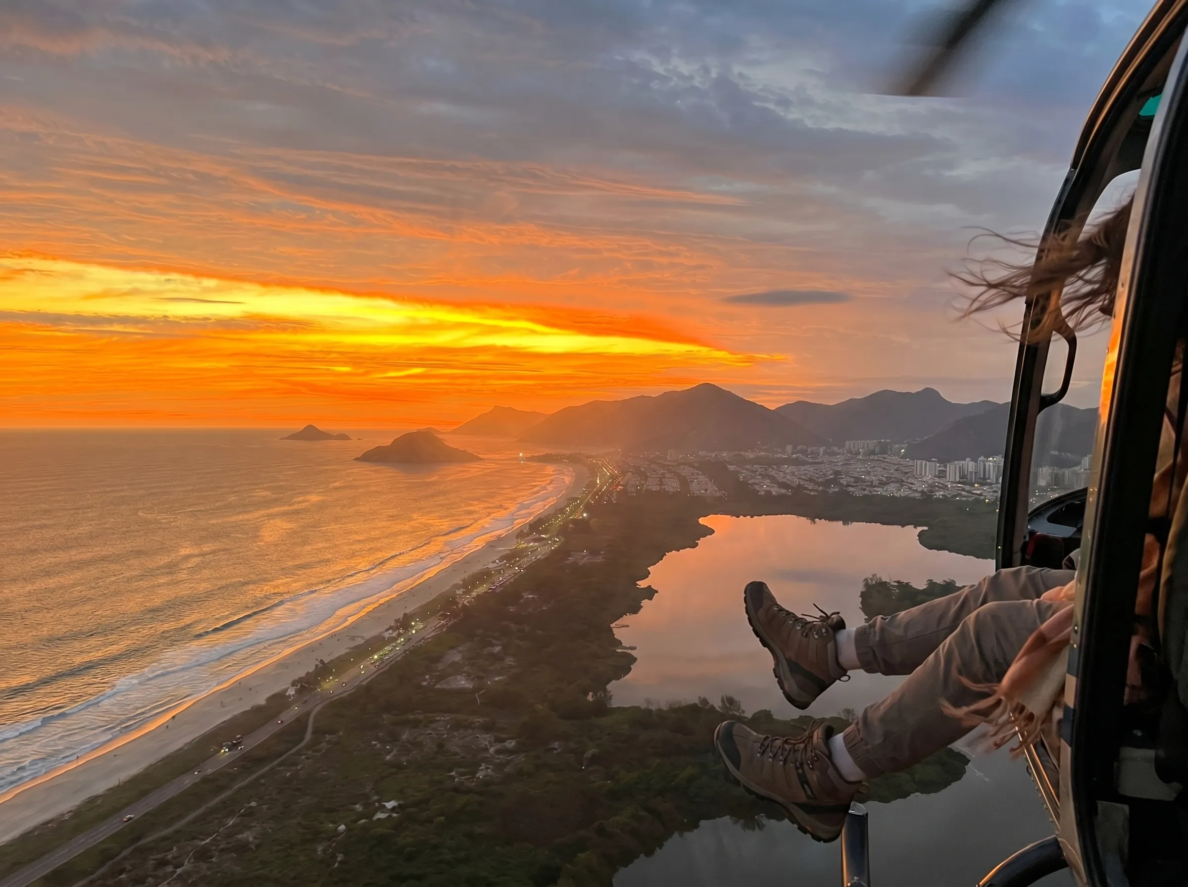 Classic Doors Off Rio Tour — vista aérea do Rio de Janeiro